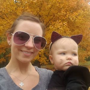 Meet your Posher, Christina